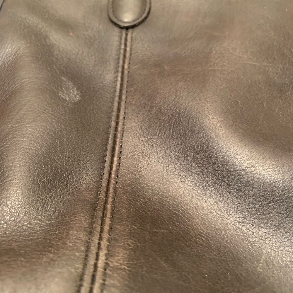 Coach Vintage Classic Compartment Shoulder/Tote Black Glovetanned Leather - Picture 13 of 13